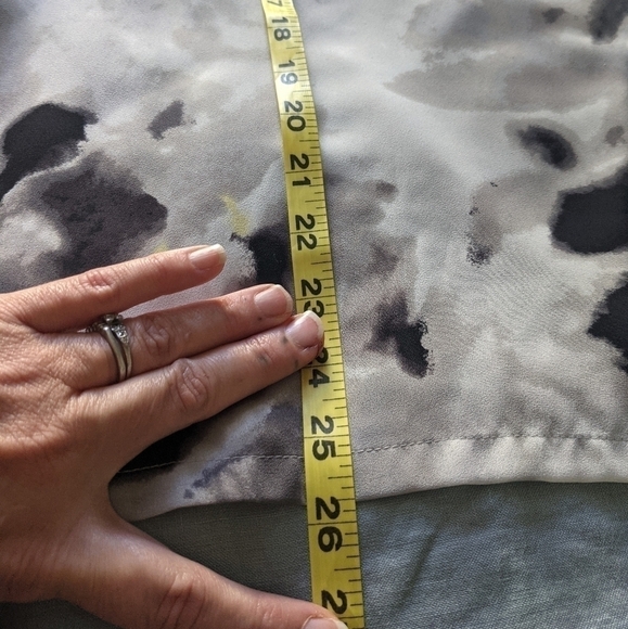 VIOLET + Claire Tunic Blouse Abstract Inkblot Tie dye pattern L - Picture 8 of 12